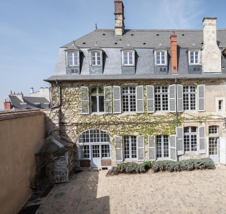 L'Hotel De Panette, Charpente Historique - Cathedrale 博格斯 外观 照片